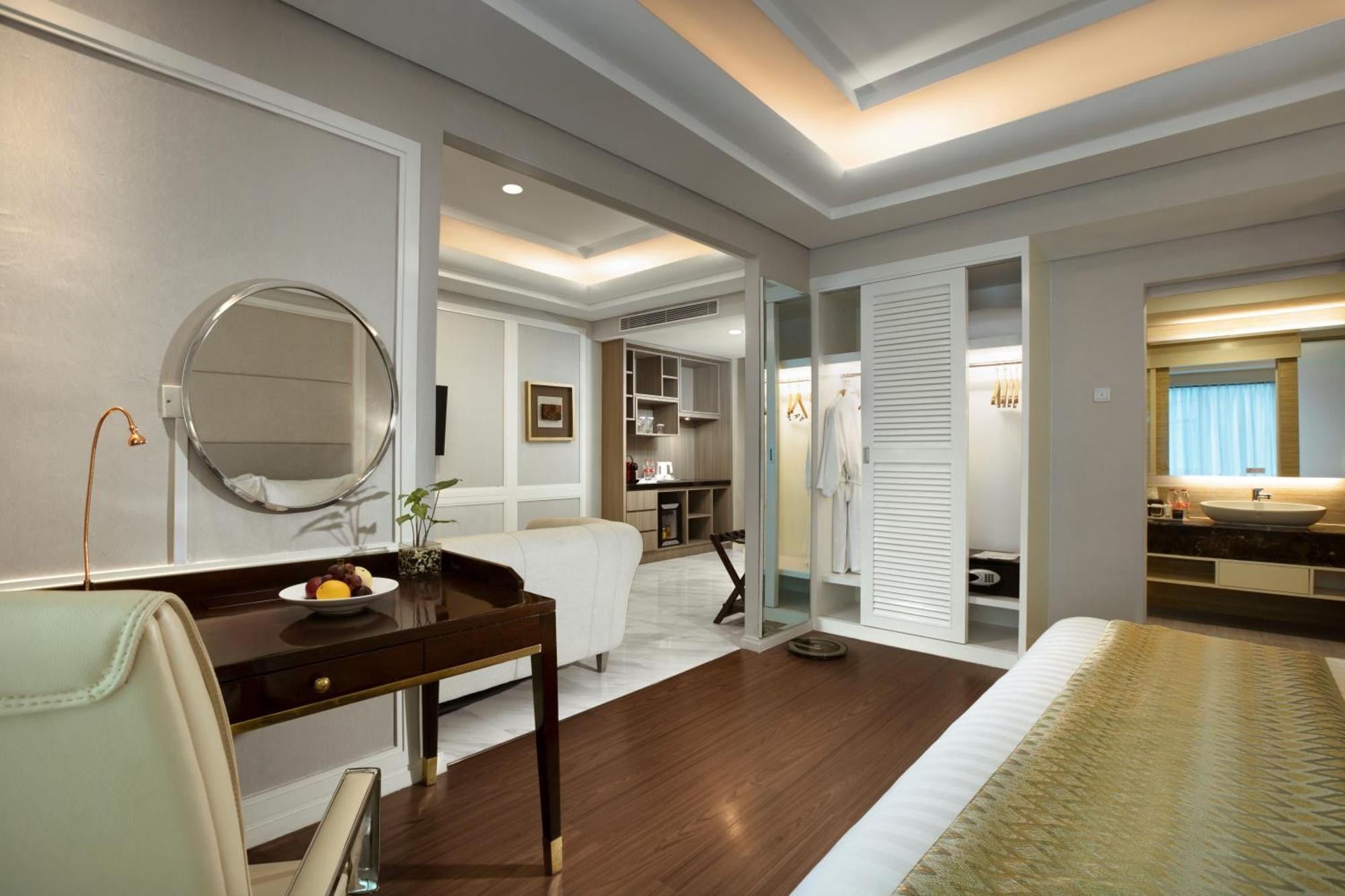 Готель Wyndham Panbil Batam Екстер'єр фото