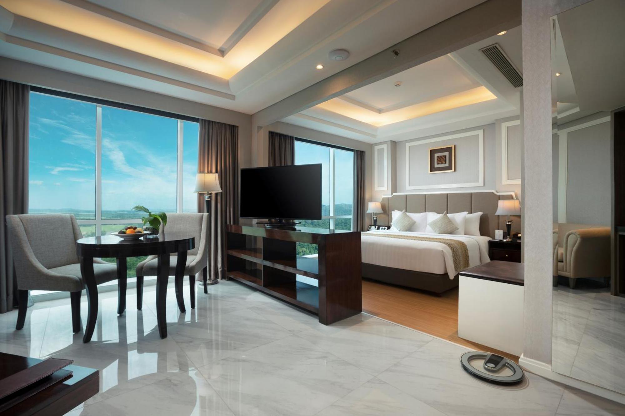Готель Wyndham Panbil Batam Екстер'єр фото