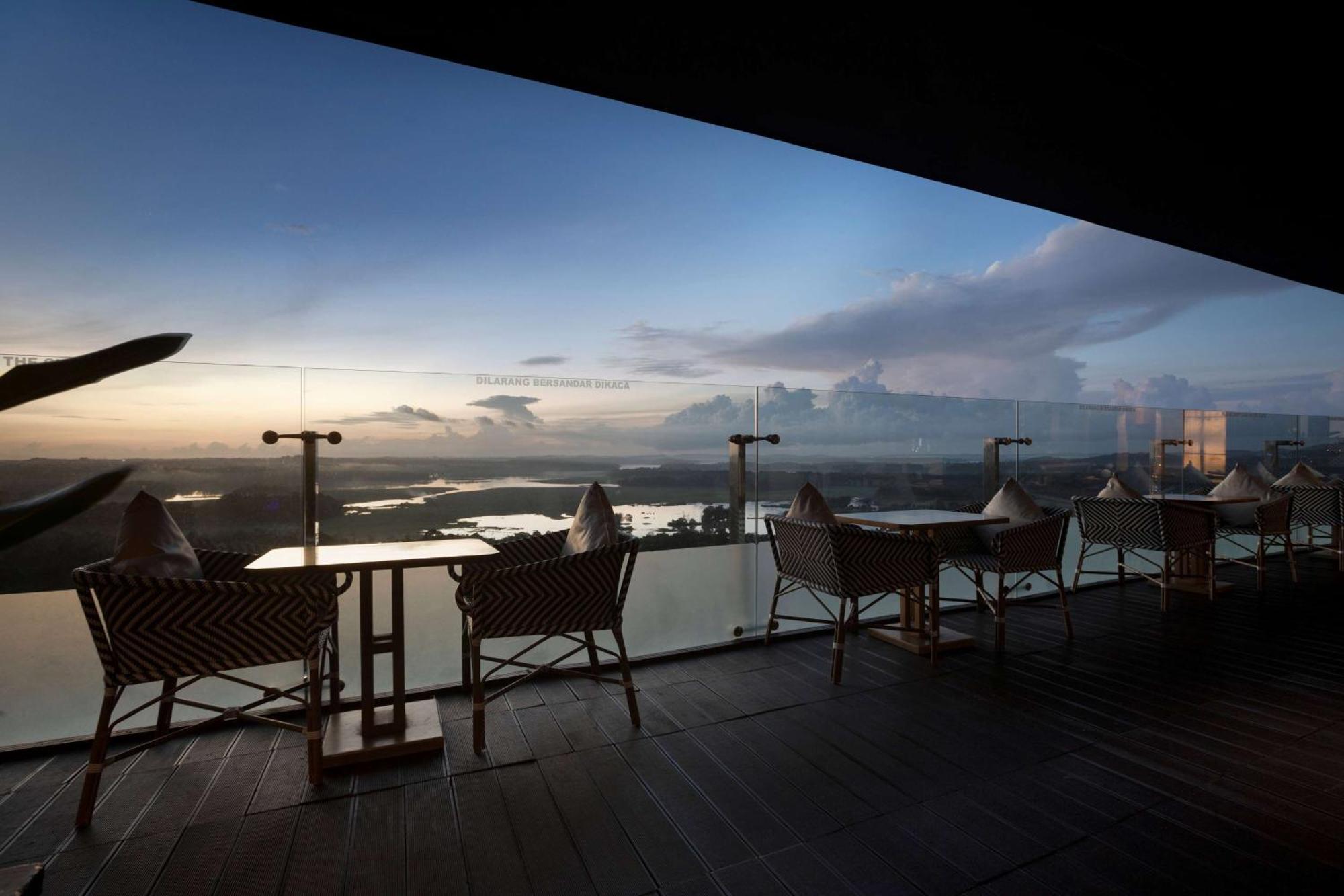 Готель Wyndham Panbil Batam Екстер'єр фото
